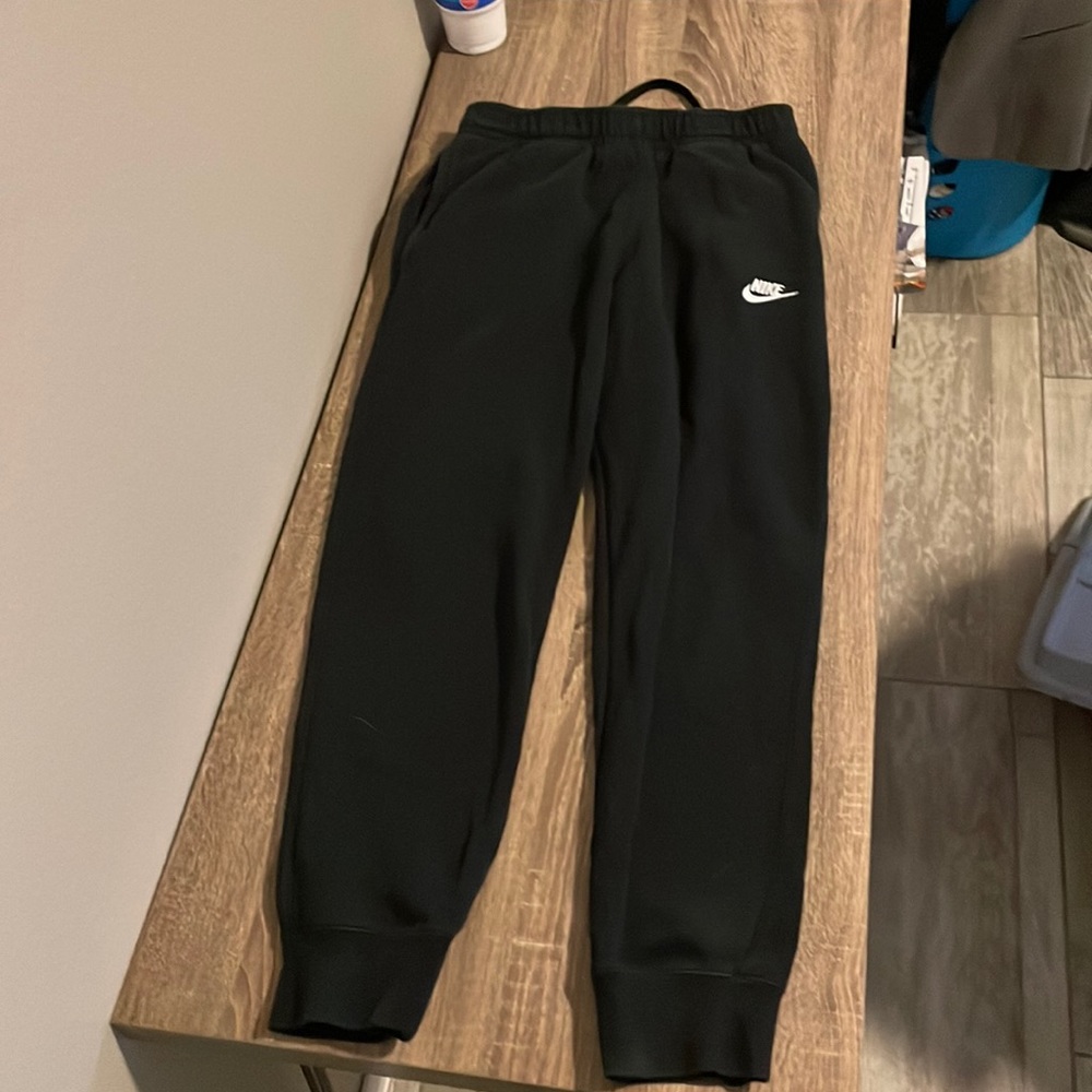 Black Nike sweat pants